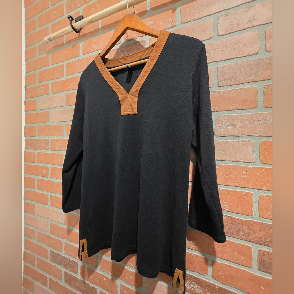 Lauren Ralph Lauren Black Tunic with Brown Accents XL.         Sku 94‎